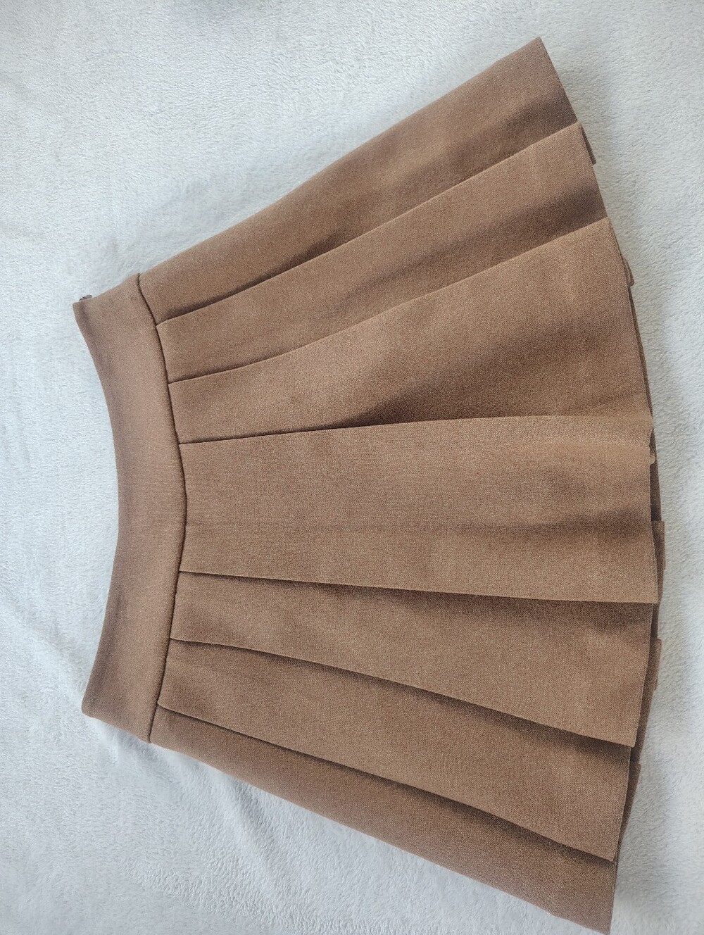 High-Waist Pleated Tan Skater Skirt - Picture 11 of 14